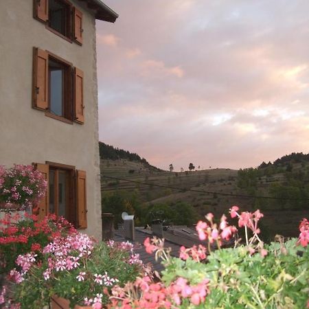 Gites Et Loisirs De Montagne Prades (Pyrenees-Orientales) Exterior photo